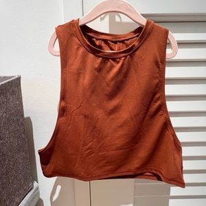 Lululemon muscle tank